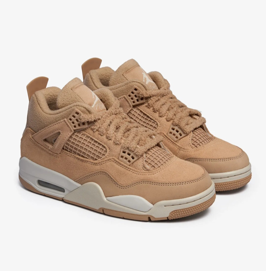 Air Jordan 4 Retro Cozy Girl