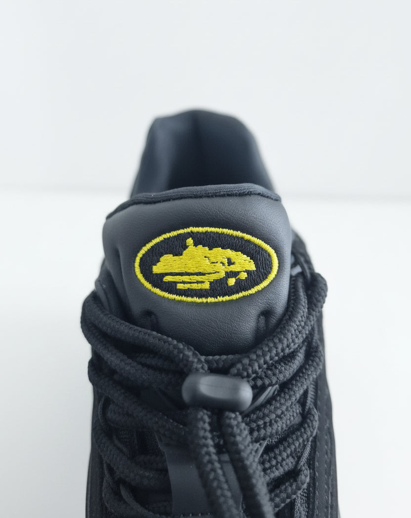 AIR MAX 95 "HONEY/BLACK " SNEAKERS