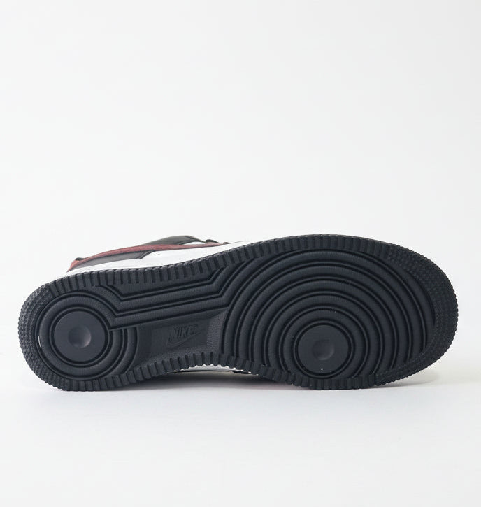 Air Force 1 "07 in Black Dark Team Red, SNEAKERS